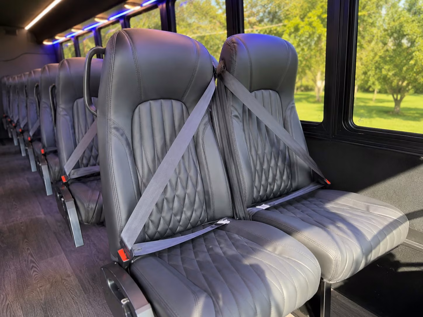 charterbusrentalsunrisefl com is how sunrise students book prom night minibuses without the stress