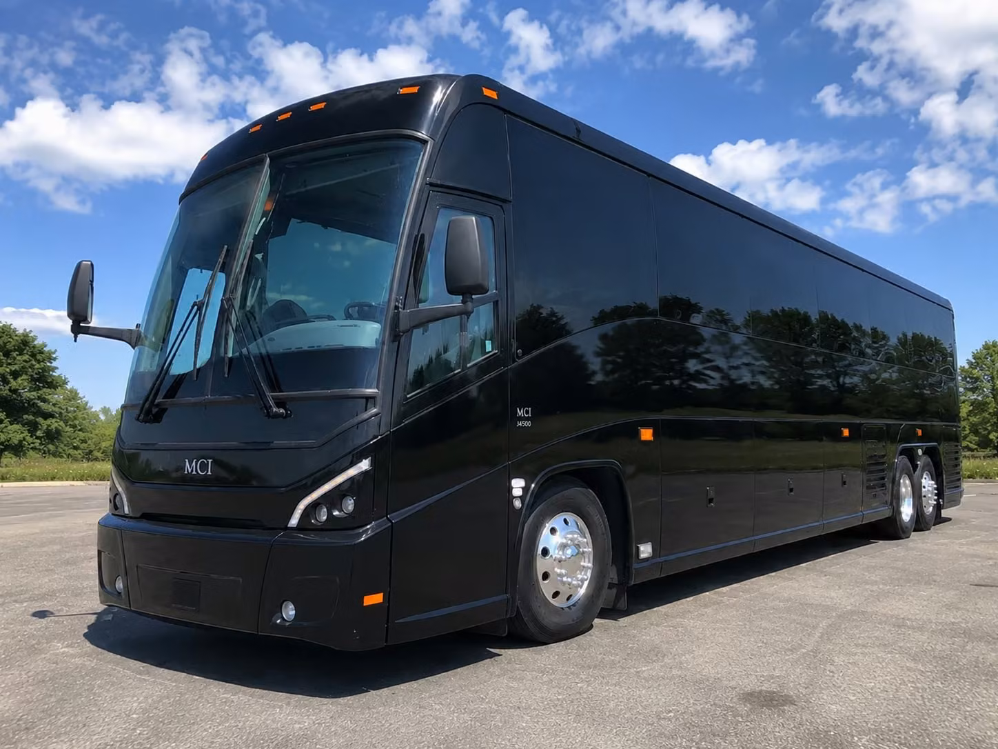 charterbusrentalsunrisefl com makes finding a sunrise prom charter bus for large groups effortless